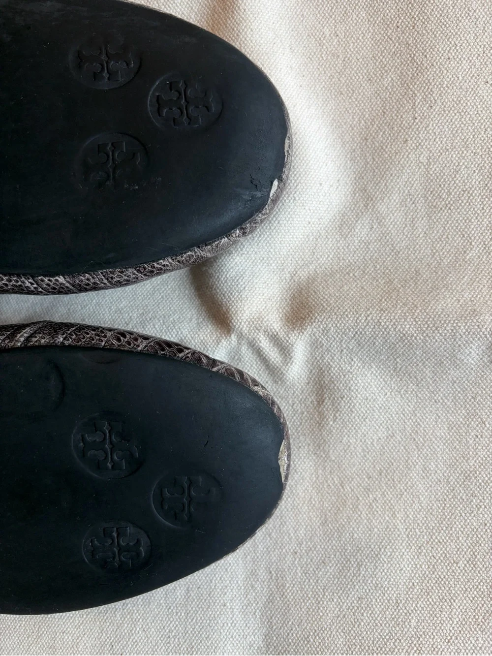 Tory Burch Grey Crocodile Embossed Reva Logo Ballet Flats 9